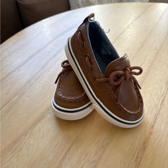 Old Navy Brown Kids Boat Shoes - Picture 1 of 5